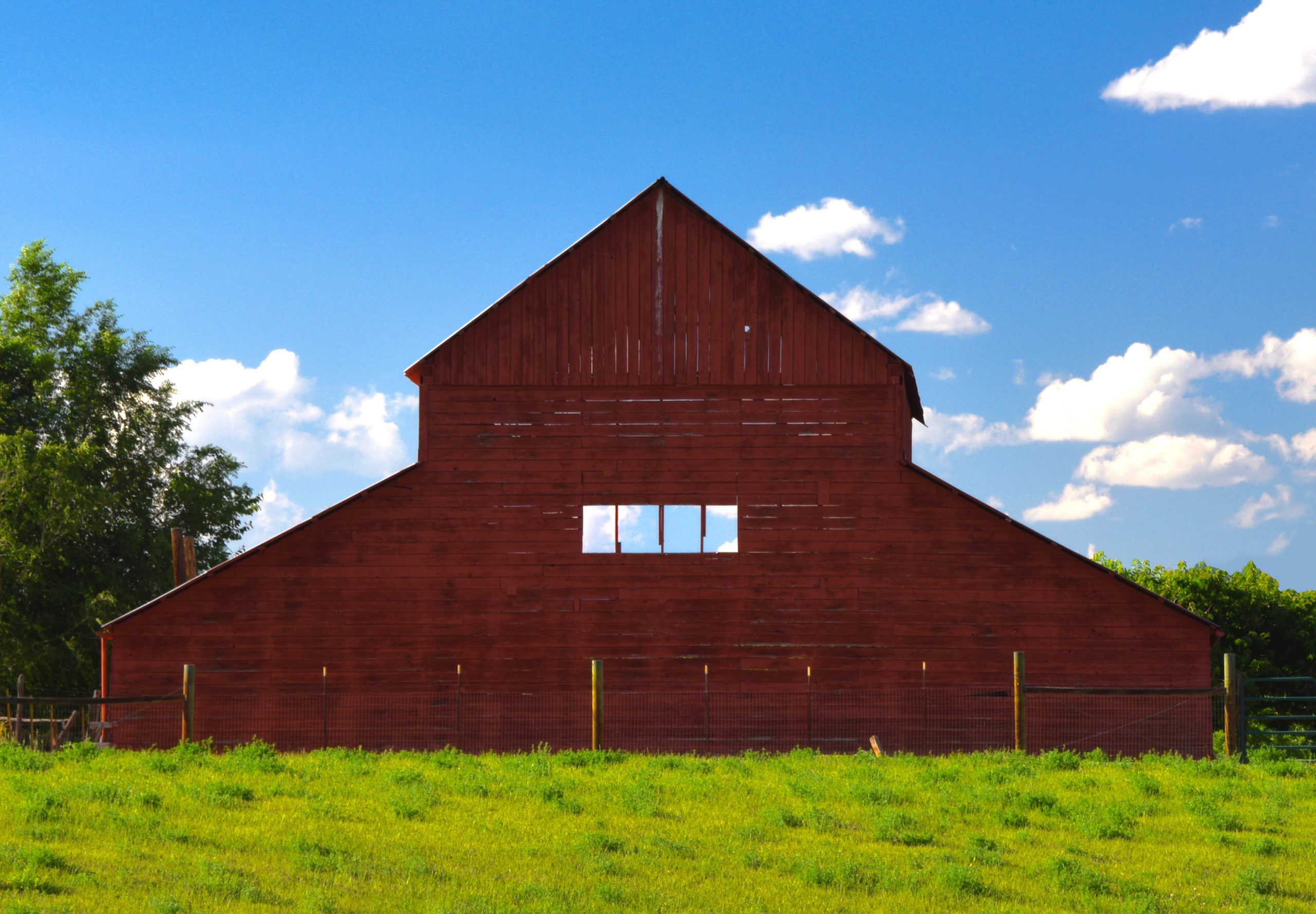 Sandra Lee Kaplan  - Red Barn